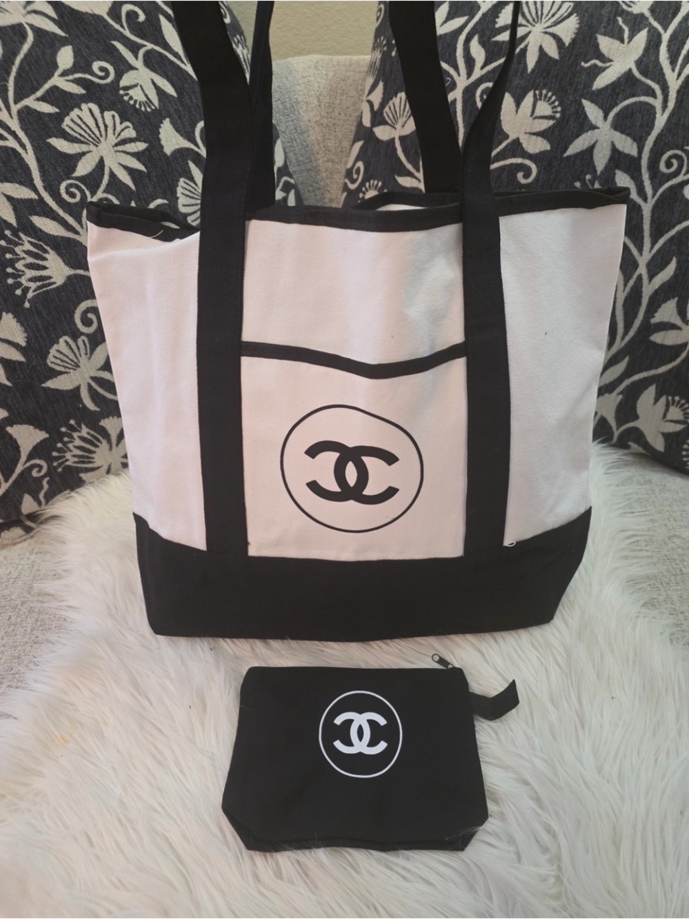 Handmade Luxury /Designer Black and White Canvas Tote with Matching Pouch NWOT